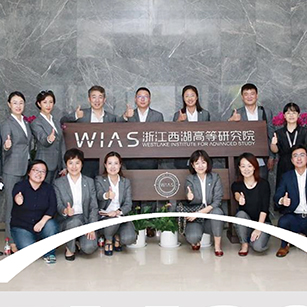 “航美傳媒”團(tuán)體裝定制