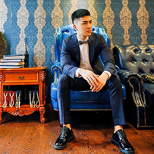 商務黑色條紋同款西服定制